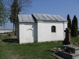 Grób Rodziny Rzewuskich na cmentarzu w Kumowie Plebańskim