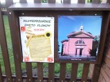 Tablica informacyjna, kościół w Borowicy