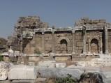 Pozostałości ozdób, Ruiny sali centralnej, Side
