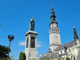 Pomnik Przeora Kordeckiego i wieża Bazyliki, Częstochowa