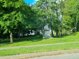 Figurka św Barbary w parku w Dorohusku