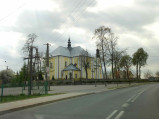 Plac przy kościele w Górznie