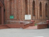 Wejście, kościół w Krokowej