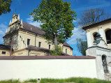Kościół i dzwonnica w Kurówie