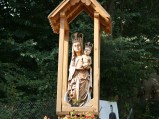 Figura Maryi na ulicy Bochotnickiej w Nałęczowie