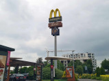 Słup, Resturacja McDonald's w Płońsku
