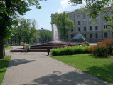 Fontanna przed MSZ Republiki Łotewskiej w Rydze