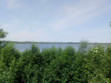 Widok z wieży widokowej na jezioro Sumin