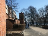 Skwer przy bramie Klasztornej w Toruniu