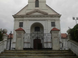 Brama wejściowa na teren kościoła, Wyszków
