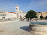 Kościół NMP i fontanna w Zadarze